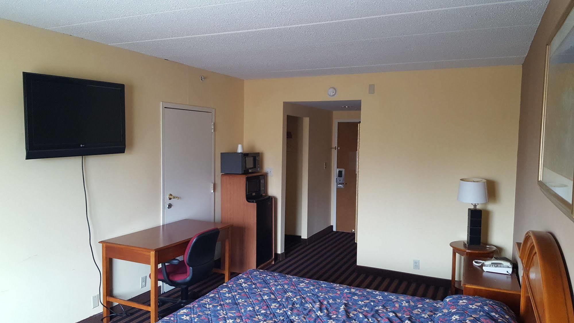Northeast Garden Inn Laurel Exterior foto